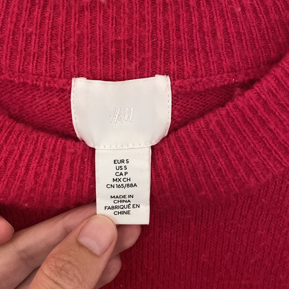 H&M Sweater - Picture 3 of 5